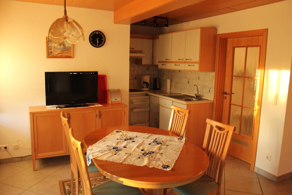 Bodenseegaestehaus ウールディンゲン・ミュールホーフェン 部屋 写真