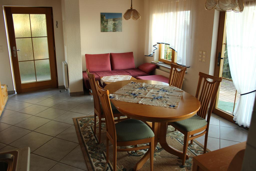 Bodenseegaestehaus ウールディンゲン・ミュールホーフェン 部屋 写真